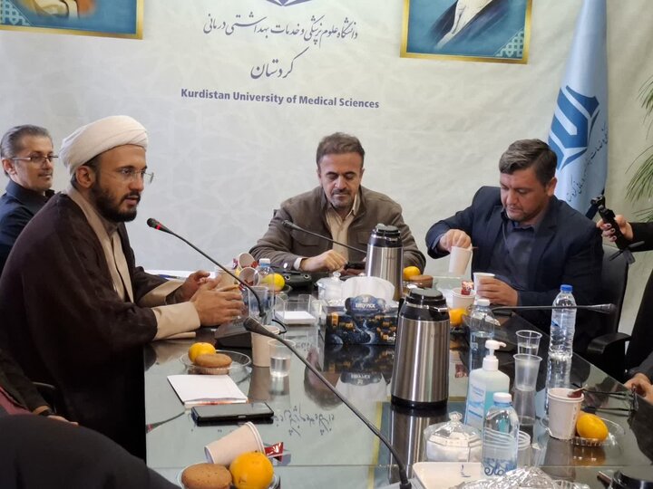 بهنصر: فرهنگسازی کلید اصلی افزایش فرزندآوری است