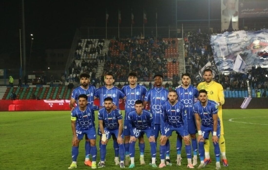 استقلال در آستانه پاکسازی خارجیها