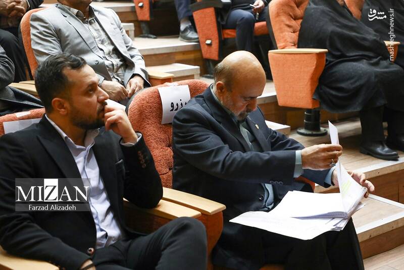 تصاویر دادگاه رسیدگی به دادخواهی خانواده شهدا و جانباز حمله به زمین فوتبال چوار تصاویر دادگاه رسیدگی به دادخواهی خانواده شهدا و جانباز حمله به زمین فوتبال چوار