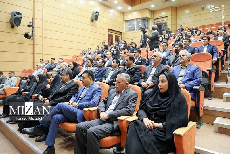 تصاویر دادگاه رسیدگی به دادخواهی خانواده شهدا و جانباز حمله به زمین فوتبال چوار تصاویر دادگاه رسیدگی به دادخواهی خانواده شهدا و جانباز حمله به زمین فوتبال چوار