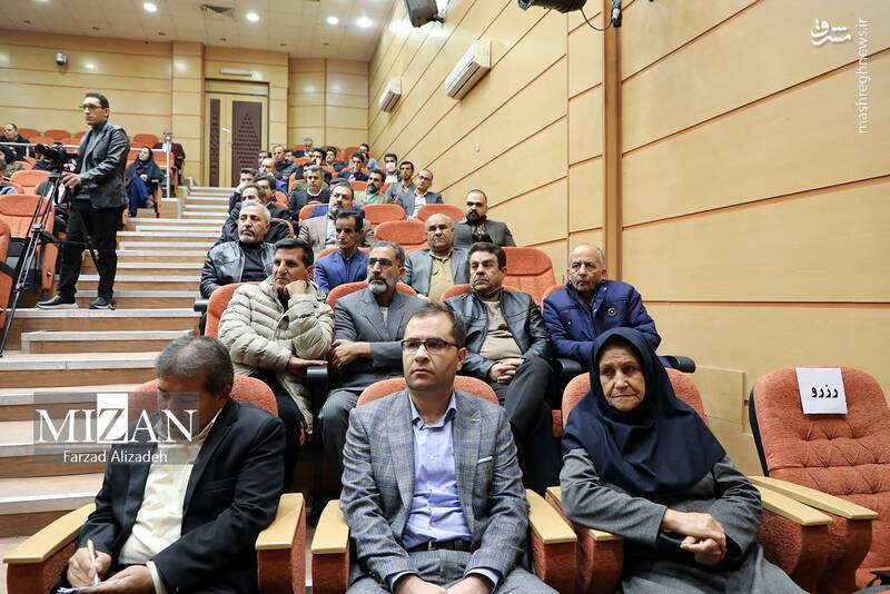 تصاویر دادگاه رسیدگی به دادخواهی خانواده شهدا و جانباز حمله به زمین فوتبال چوار تصاویر دادگاه رسیدگی به دادخواهی خانواده شهدا و جانباز حمله به زمین فوتبال چوار