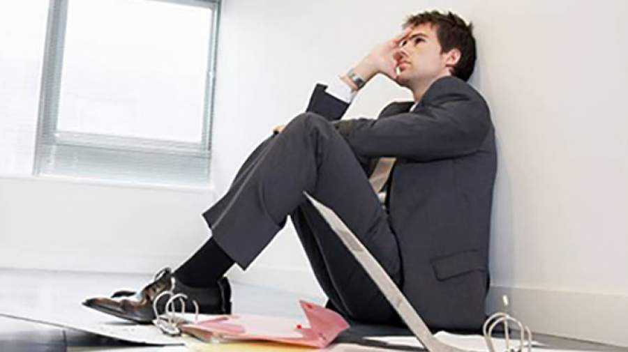 حس انجام هیچ کاری را ندارید؟ ۷ نکته برای غلبه بر بیلذتی