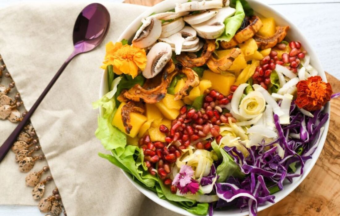 سالادهای رنگارنگ و خوشطعم ویژه شب یلدا به کمترین مواد غذایی