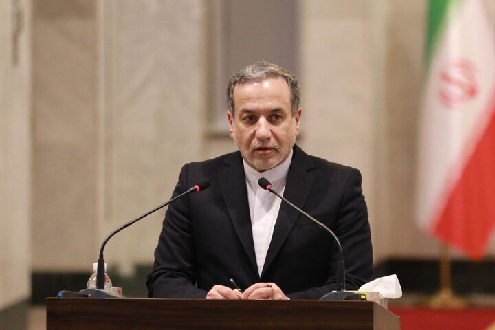 عراقچی: خواهان «فصلی جدید» در روابط ایران و لبنان هستیم