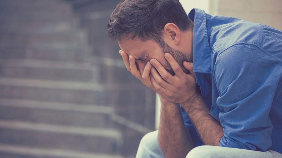 فروپاشی روانی چیست؟علت،علائم و روشهای درمان