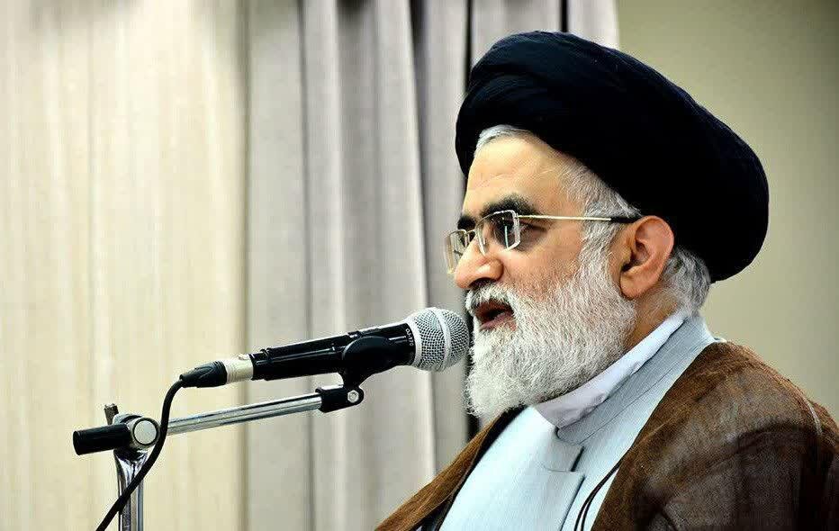 مقابله امام هادی(ع) با غلوکنندگان درباره اهل بیت و عقلستیزی عباسیان مقابله امام هادی(ع) با غلوکنندگان درباره اهل بیت و عقل ستیزی عباسیان