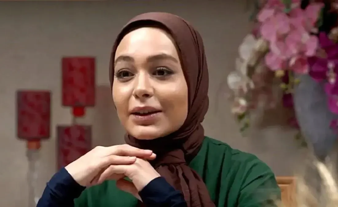 ژست هنری ارغوان سریال دلدادگان با پوشش پاییزی+ عکس