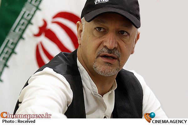 یکی از عادتهای بد ما این است که «قهرمانانمان» را مناسبتی میبینیم/ هرگاه دیدگاه «مدیران فرهنگی و هنری» با «هنرمندان» یکی شده «قهرمانسازی» در عرصه «تولیدات رسانهای» موفق بوده