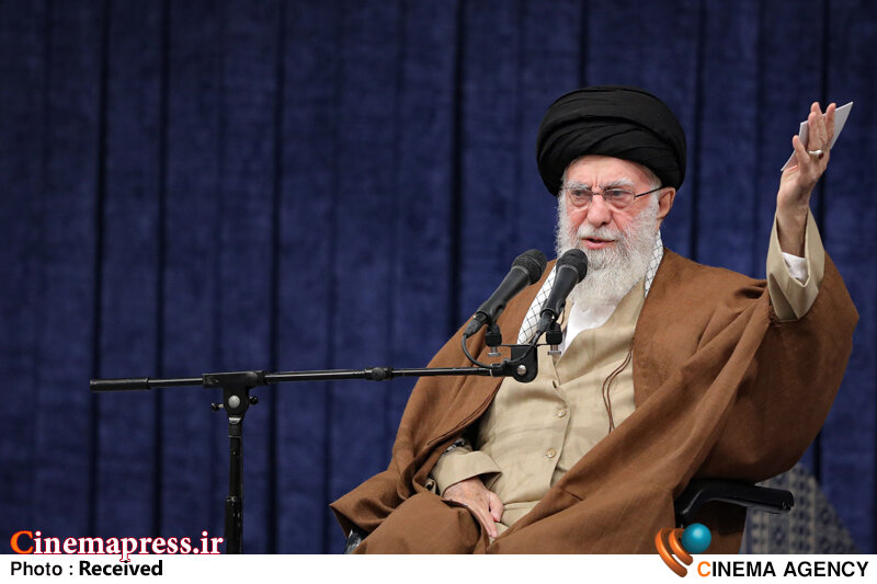 «آمریکا» میخواهد «ایران» ببلعد/ ملّت رشید ایران و جمهوری اسلامی مانع است/ «آمریکاییها» بدانند که اگر این دفعه «جنگ» راه بیندازند این جنگ «جنگ منطقهای» خواهد بود