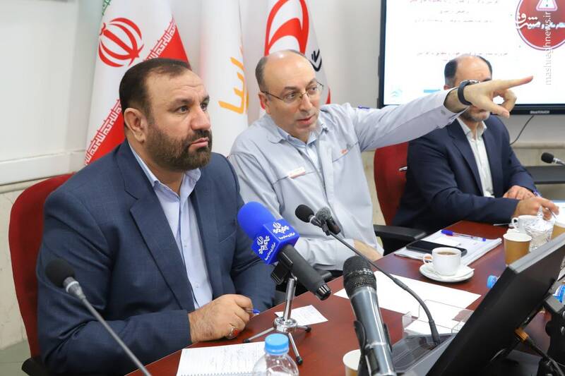 عکس/ بازدید دادستان تهران از یک شرکت خودروساز عکس/ بازدید دادستان تهران از یک شرکت خودروساز