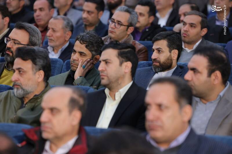 عکس/ حضور رئیس عدلیه در جمع کارکنان دستگاه قضایی استان مرکزی عکس/ حضور رئیس عدلیه در جمع کارکنان دستگاه قضایی استان مرکزی