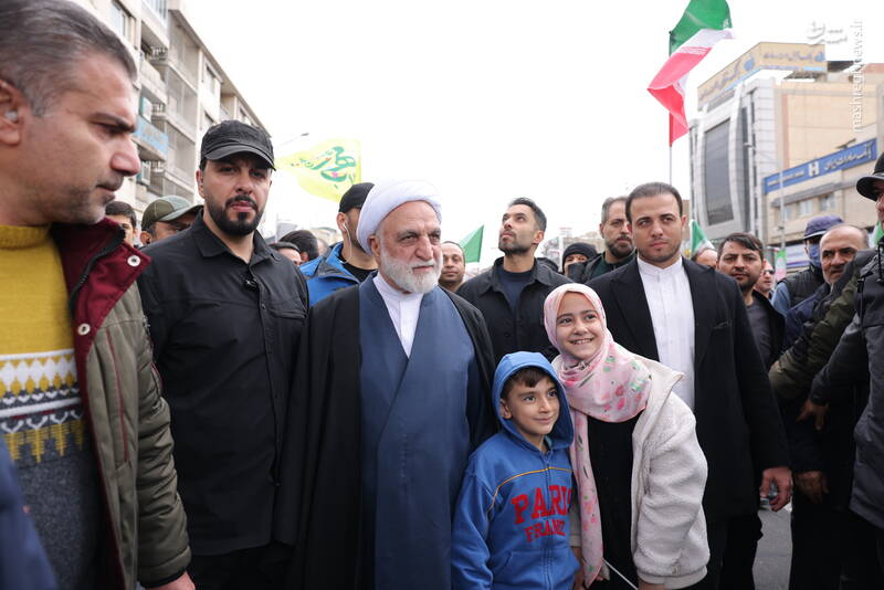 عکس/ حضور رئیس عدلیه در راهپیمایی یوم الله ۲۲ بهمن عکس/ حضور رئیس عدلیه در راهپیمایی یوم الله ۲۲ بهمن
