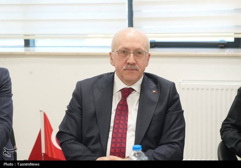 افزایش پذیرش روزانه کامیونهای ترانزیتی بین ایران و ترکیه افزایش پذیرش روزانه کامیونهای ترانزیتی بین ایران و ترکیه