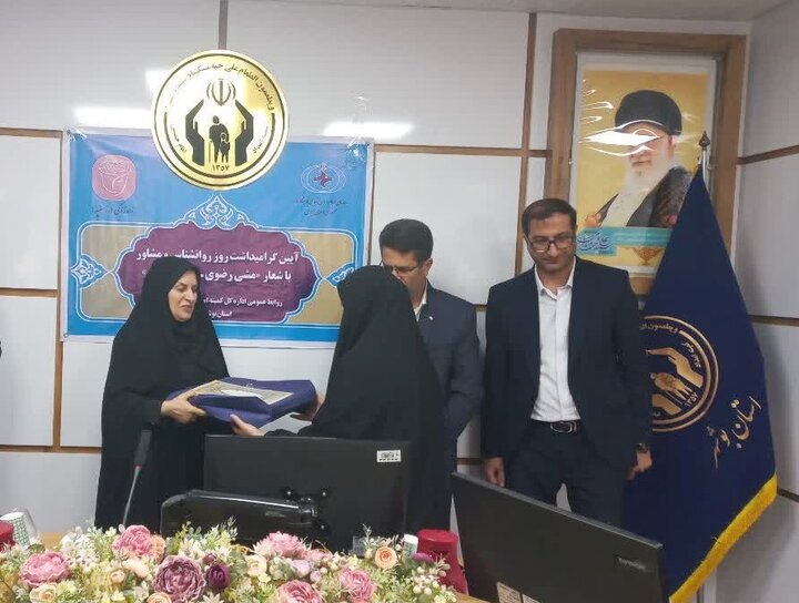 اکبری: ارائه مشاورههای تخصصی مشکلات اجتماعی را کنترل میکند