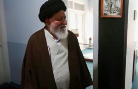 بازدید آیتالله علمالهدی از منزل رهبر شهید انقلاب در مشهد