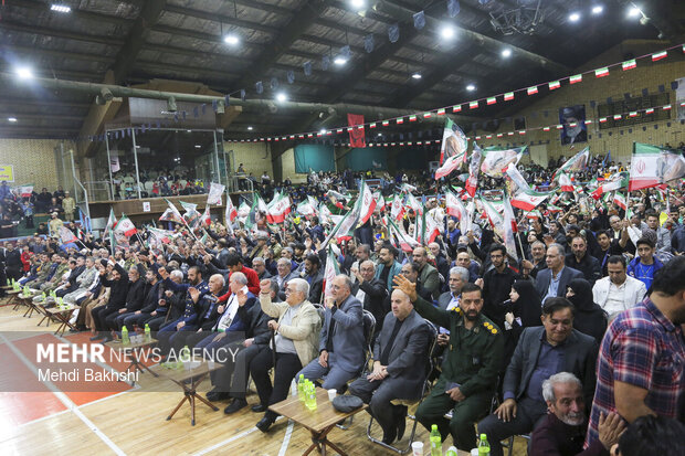 بزرگداشت «آقارحیم»، الگویی از جوانمردی ورزشی و اقتدار نظامی بزرگداشت «آقارحیم»، الگویی از جوانمردی ورزشی و اقتدار نظامی