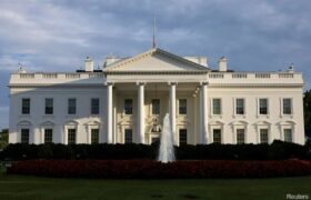 تلاش برای ورود به کاخ سفید ناکام ماند/یک نفر بازداشت شد