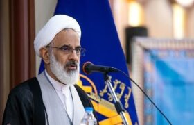 حاجی صادقی: دشمن میخواهد اراده مردم ما را بشکند