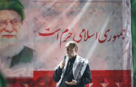 حاجیبابایی: تنگه هرمز و انرژی هستهای ایران قابل مذاکره نیست