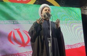 حجت الاسلام عاشوری: مردم ایران پای آرمانهای انقلاب ایستادهاند