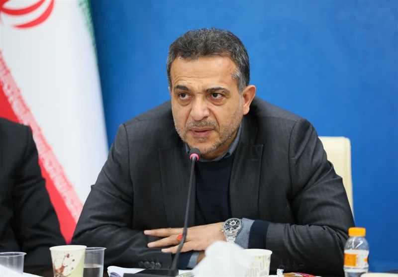 حذف شرکتهای واسطه و پایان کار پیمانکاران در تأمین نیروی انسانی نهادها