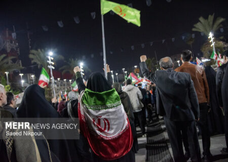 حضور پرشور مردم لنگرود در شب پنجاه و پنجم