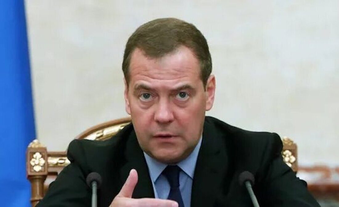 حمله روسیه به تاسیسات پهپادسازی اروپا / مدودف هشدار داد