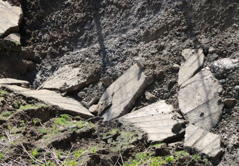 رانش زمین در لشکان اشکور رودسر؛ جاده 300 متری تخریب شد اخبار استان گیلان ,