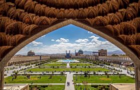 شیخ بهایی میان عقلانیت اداری،شریعت مذهبی و هویت ایرانی آشتی برقرار کرد