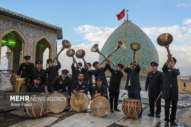 طنین ارادت؛ نوای نقاره خانه حرم مطهر شاهچراغ(ع)