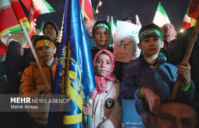 طنین فریاد «فدائیان حیدریم مطیع امر رهبریم»در اجتماع حماسی مردم زنجان