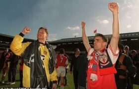 مرگ مشکوک دروازهبان آرسنال و یوونتوس در تصاف خودرو با قطار + تصویر