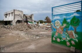 نامه خانوادههای شهدای دانشآموزمیناب به پاپ: “صدای کودکان ما باشید”