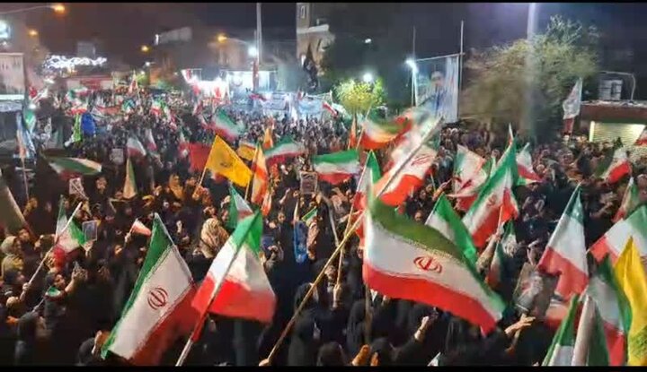 پلدختریها: «ما ذوالفقار حیدر و خونخواه خون رهبریم»