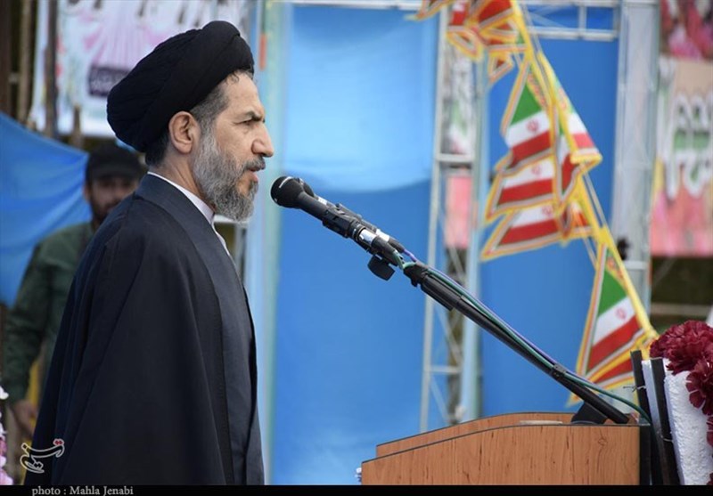 ابوترابیفرد: صحبتهای ترامپ اصلاً وزنی ندارد که به او بپردازیم