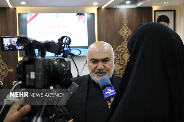 استاندار خوزستان: معلمان، پیشآهنگان مقاومت در جنگ رمضان بودند