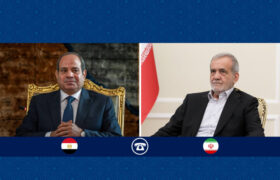 تأکید روسای جمهور ایران و مصر بر راهکارهای دیپلماتیک حل و فصل مسائل