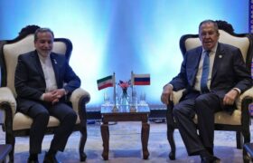 تبادل نظر وزرای خارجه ایران وروسیه پیرامون مذاکرات هسته ای