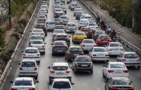 ترافیک سنگین در خروجیهای پایتخت/ اعلام آمادهباش راهداری استان تهران