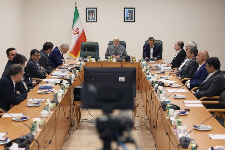 دستور عارف برای برنامهریزی در تراز یک قدرت بزرگ