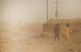 سرعت طوفان گردوخاک سیستان از مرز 100 کیلومتر بر ساعت گذشت