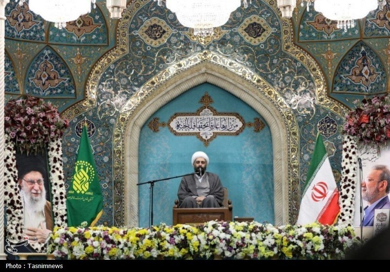 سنگ تمام مردم قم در مراسم باشکوه اربعین شهیدان لاریجانی+ تصاویر قم , شهید علی لاریجانی , حضرت معصومه (س) ,