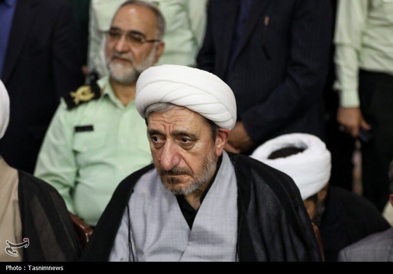 سنگ تمام مردم قم در مراسم باشکوه اربعین شهیدان لاریجانی+ تصاویر قم , شهید علی لاریجانی , حضرت معصومه (س) ,
