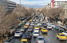 وضعیت ترافیکی و جوی محورهای مواصلاتی کشور / ترافیک سنگین در ورودی های پایتخت گزارش شد