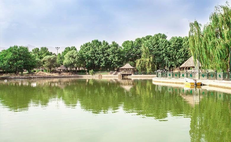 چرا کردان انتخاب محبوب آخر هفتههاست؟ اجاره ویلا کردان