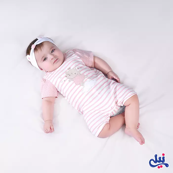 اگر نگران گرمازدگی نوزاد هستید، این راهنمای انتخاب لباس را بخوانید! لباس تابستانی نوزادی