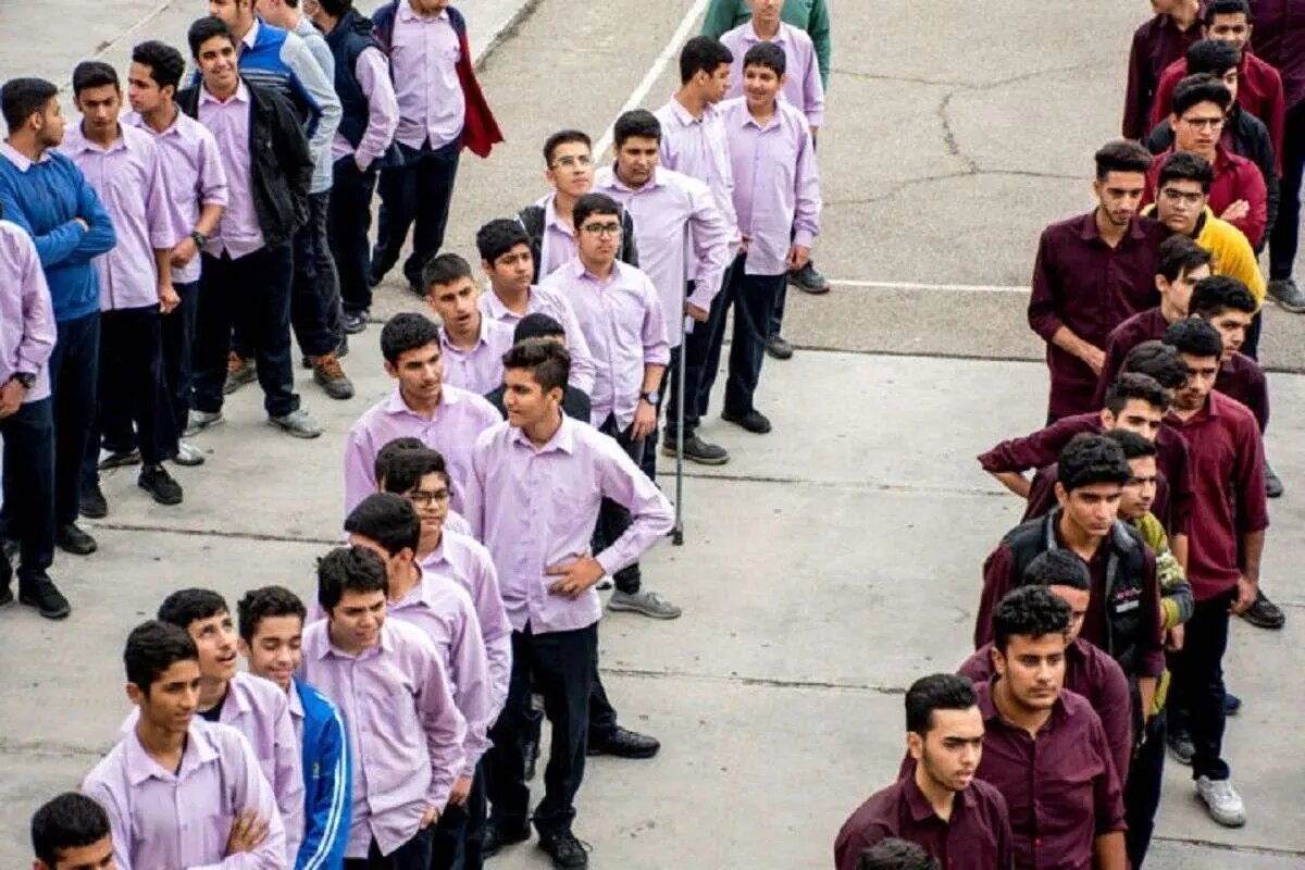 آموزش در ایران ۲۸ سال در انتهای جدول جهانی؛ «مدرسه چهچیزی جز رقابت و حسادت به بچهها داد»/ قبل از شیوع کرونا هم رتبه ۱۲ در خاورمیانه داشتیم آموزش در ایران ۲۸ سال در انتهای جدول جهانی؛ «مدرسه چهچیزی جز رقابت و حسادت به بچهها داد»/ قبل از شیوع کرونا هم رتبه ۱۲ در خاورمیانه داشتیم