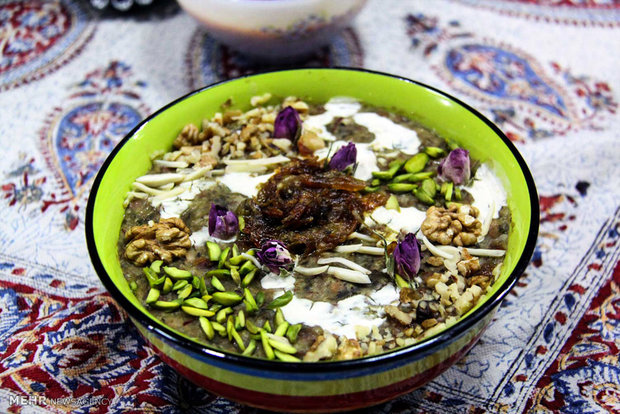 اصفهان دیگر بوی غذای مادربزرگها را نمیدهد؛ زنگ خطر برای میراث خوراک اصفهان دیگر بوی غذای مادربزرگها را نمیدهد؛ زنگ خطر برای میراث خوراک