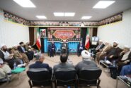بقائی با امام جمعه و علمای همدان دیدار کرد