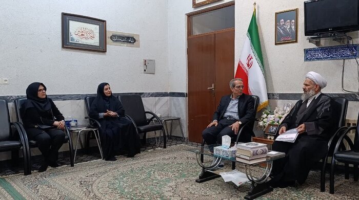 تحقق عدالت در سلامت در گرو اجرای دقیق نظام ارجاع و پزشک خانواده است تحقق عدالت در سلامت در گرو اجرای دقیق نظام ارجاع و پزشک خانواده است
